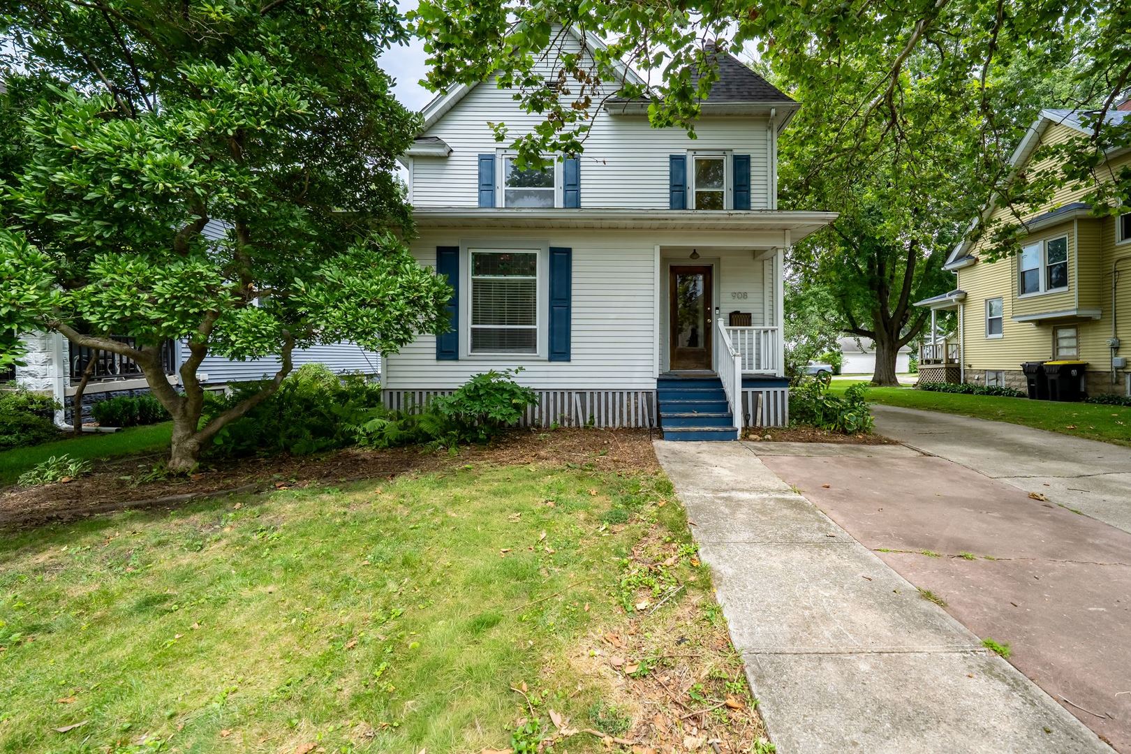 2nd image of 908 S Fell Ave, Normal, IL 61761 | MLS# 12725427