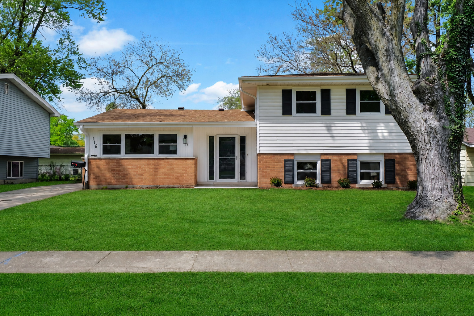 1st image of 118 Indiana St, Park Forest, IL 60466 | MLS# 12725439