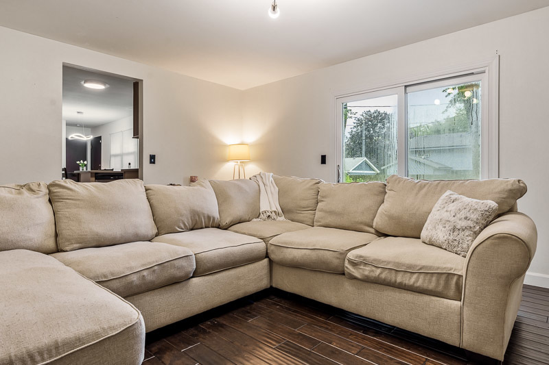 4th image of 823 Pine Valley Dr, Rockford, IL 61107 | MLS# 12725471
