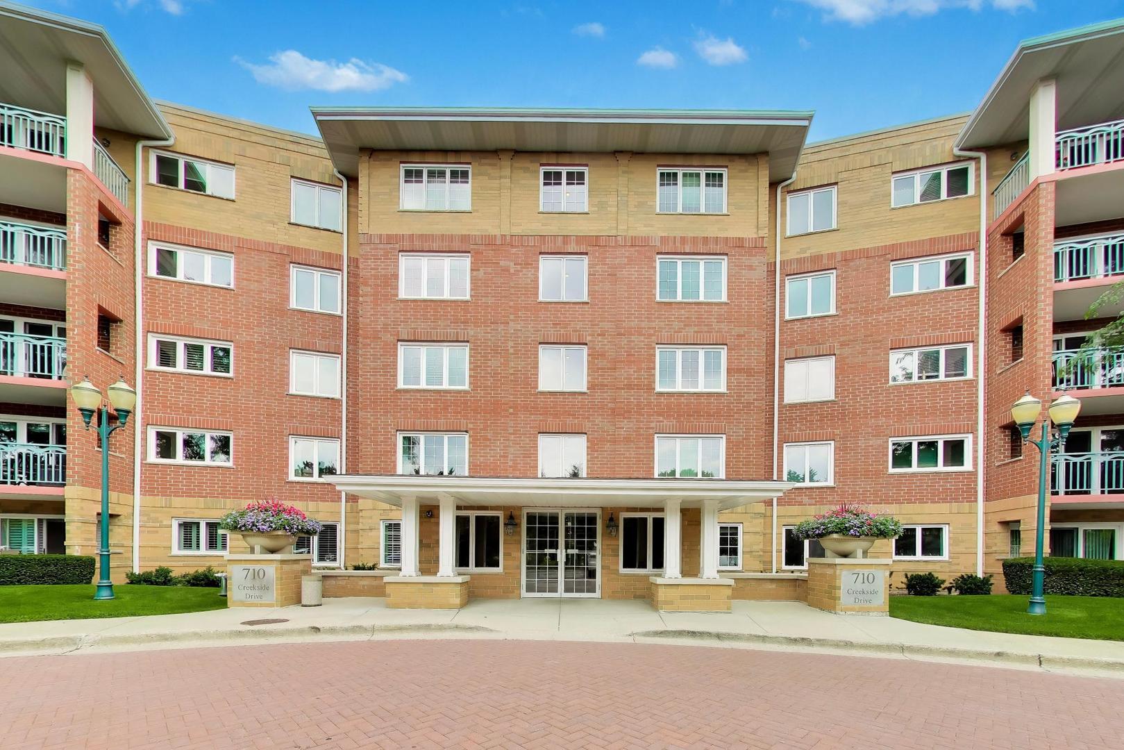 2nd image of 710 Creekside Dr #101, Mount Prospect, IL 60056 | MLS# 12725510