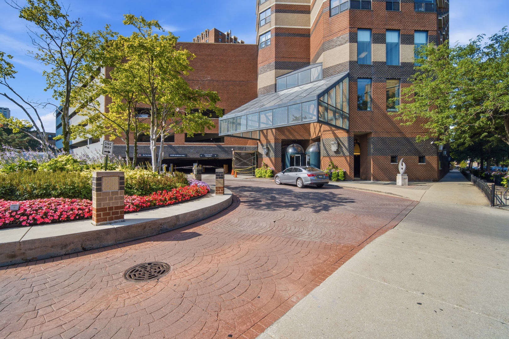 2nd image of 3660 N Lake Shore Dr #1506, Chicago, IL 60613 | MLS# 12725517