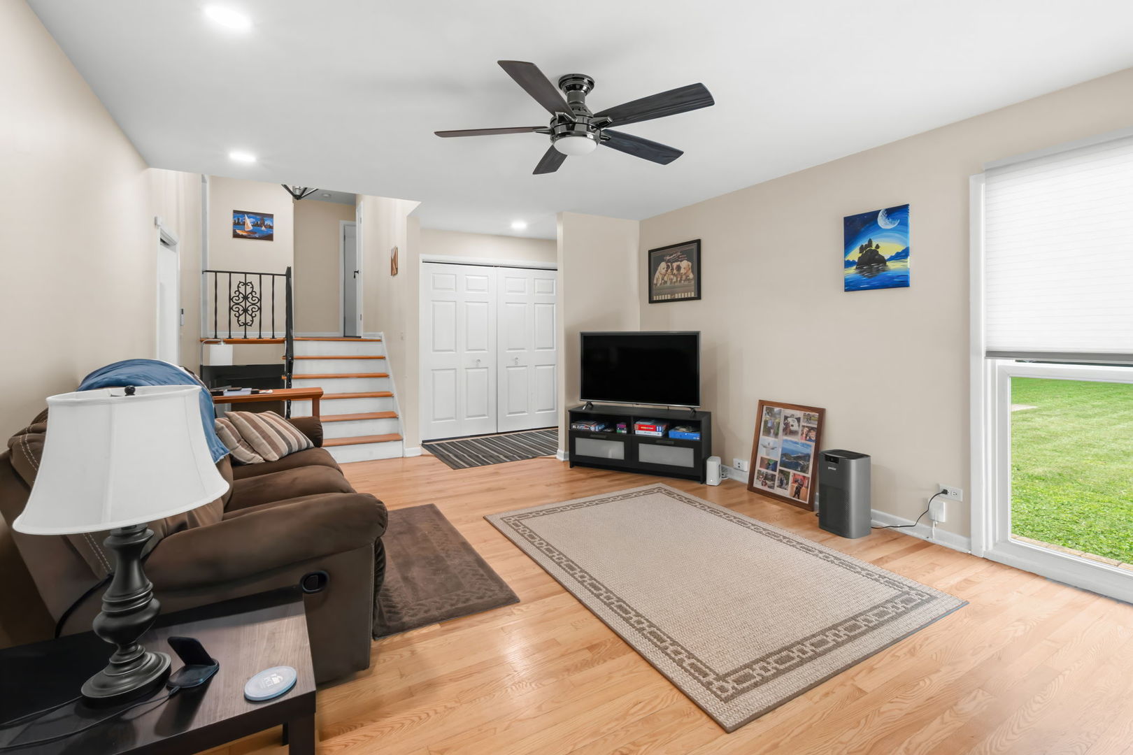 image of 1015 S Leslie Ln, Villa Park, IL 60181 | MLS# 12725574