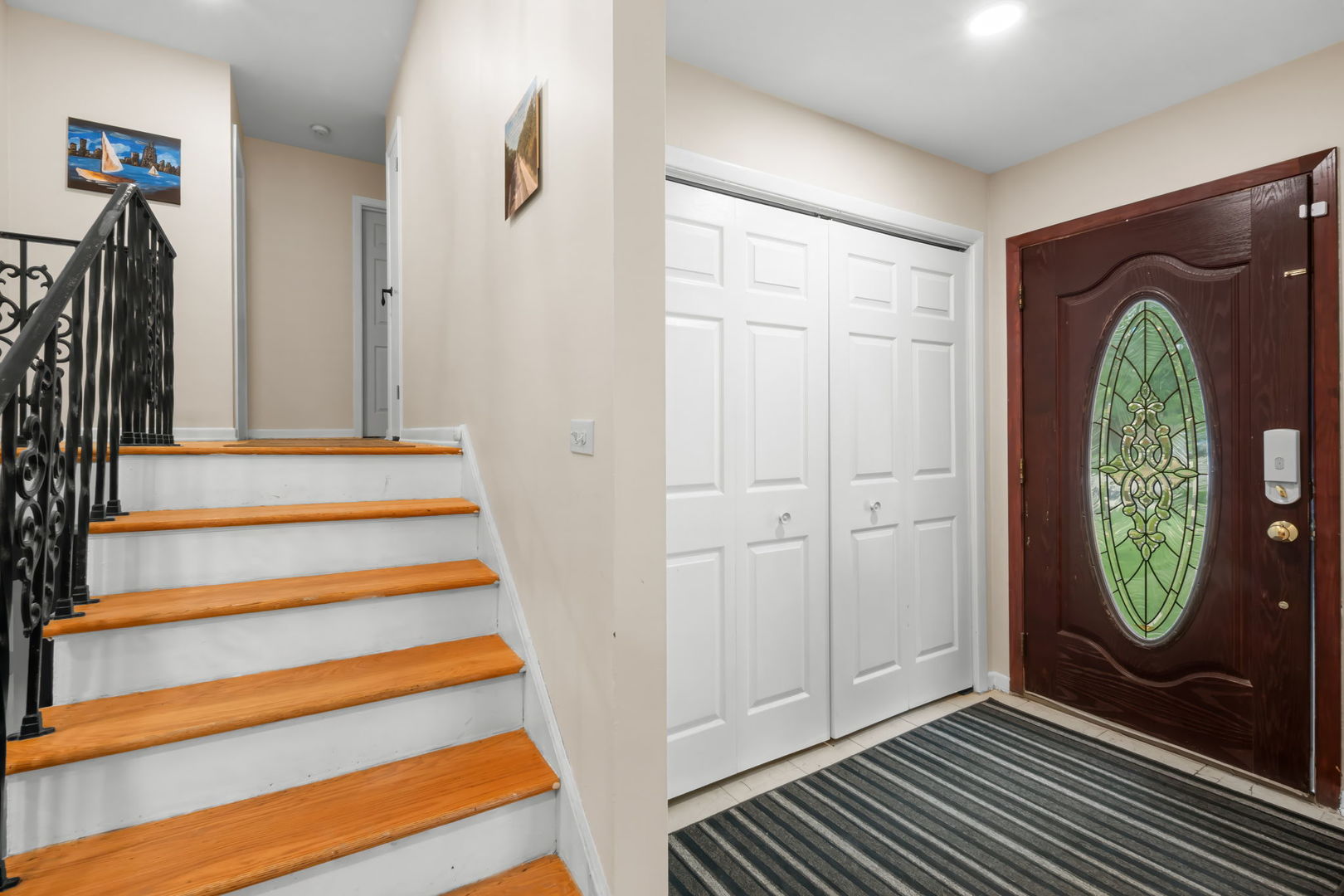 image of 1015 S Leslie Ln, Villa Park, IL 60181 | MLS# 12725574
