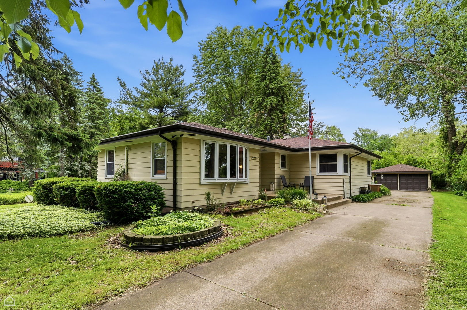 1st image of 14721 Lakeside Ave, Dolton, IL 60419 | MLS# 12725577