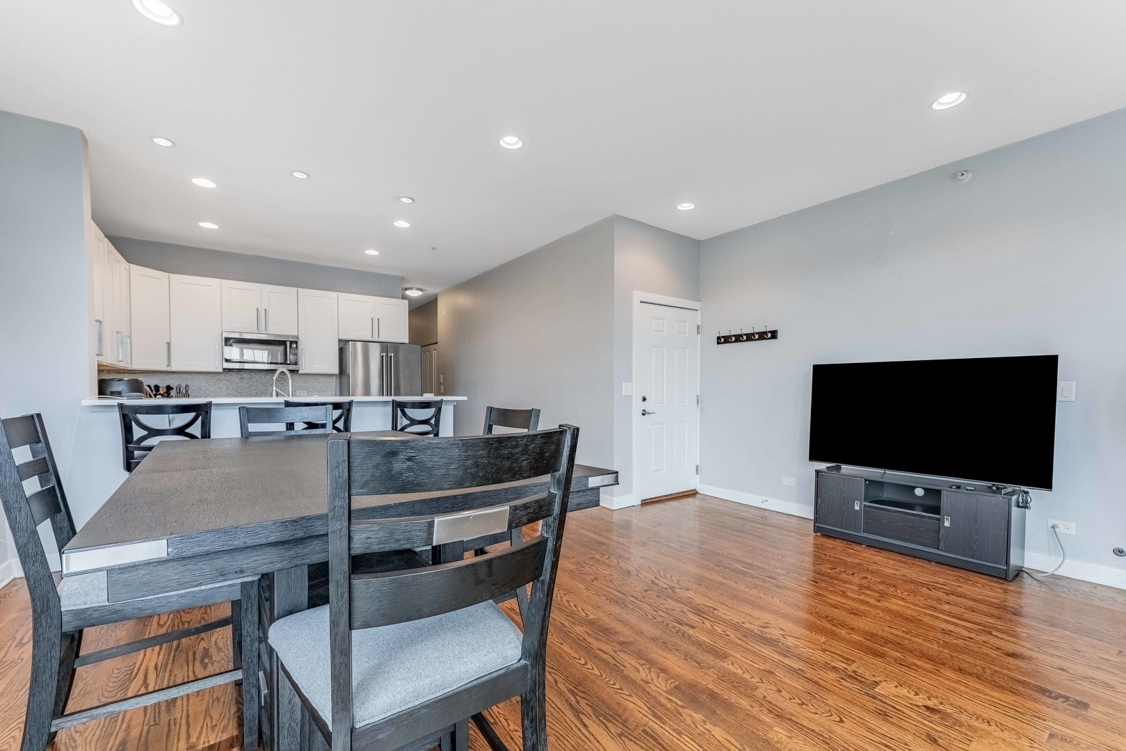 5th image of 7930 W Grand Ave #3W, Elmwood Park, IL 60707 | MLS# 12725643