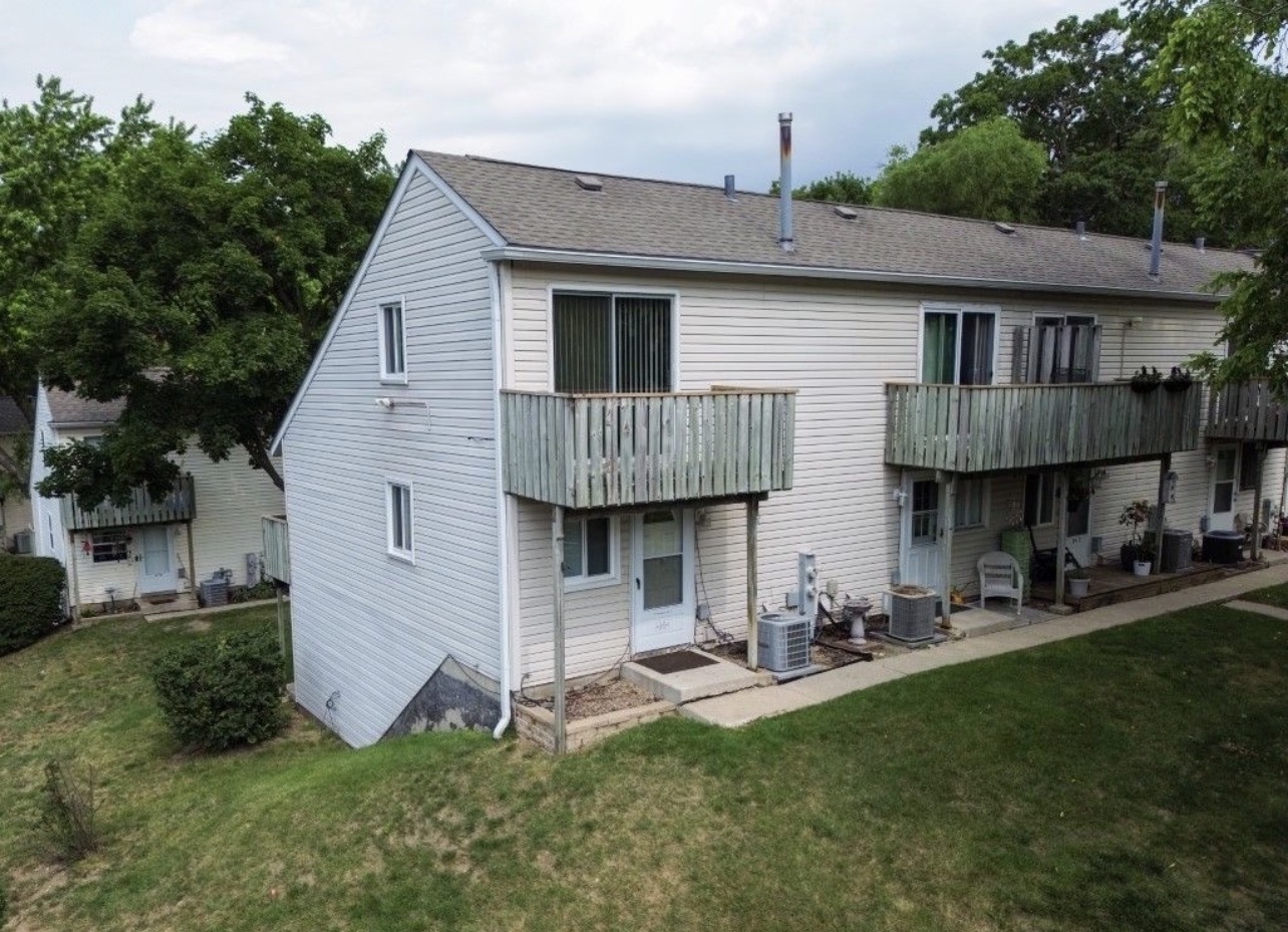 2nd image of 89 Maude Ave, Fox Lake, IL 60020 | MLS# 12725672