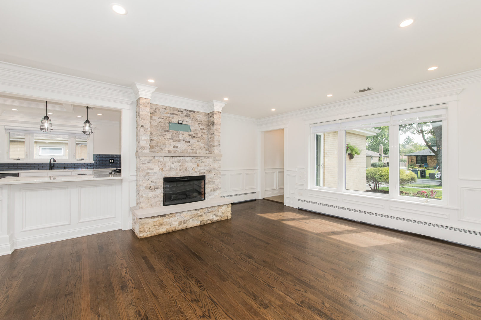 4th image of 114 N Elm St, Mount Prospect, IL 60056 | MLS# 12725694