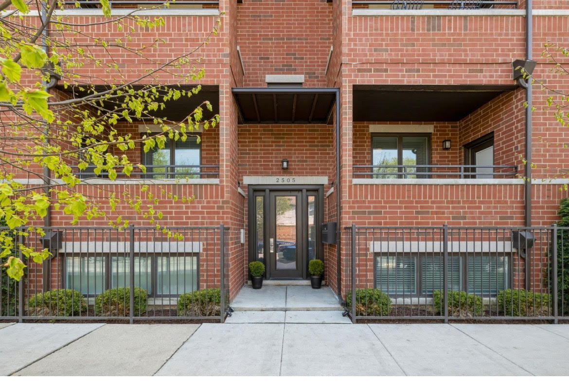 2nd image of 2505 W Potomac Ave #1W, Chicago, IL 60622 | MLS# 12725795