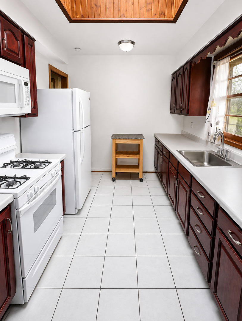 5th image of 2295 177Th St, Lansing, IL 60438 | MLS# 12725851
