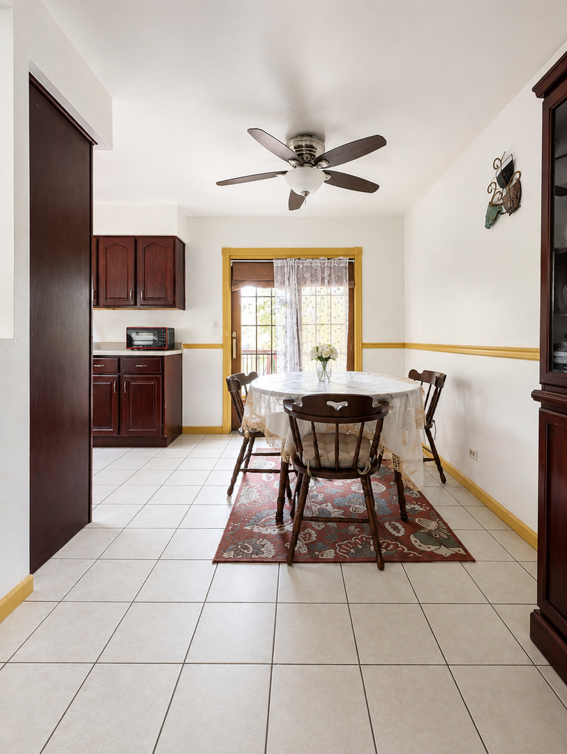 3rd image of 2295 177Th St, Lansing, IL 60438 | MLS# 12725851