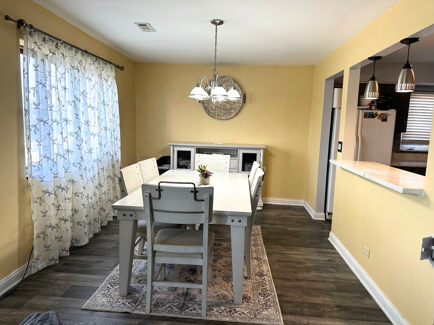 3rd image of 9355 Landings Ln, Des Plaines, IL 60016