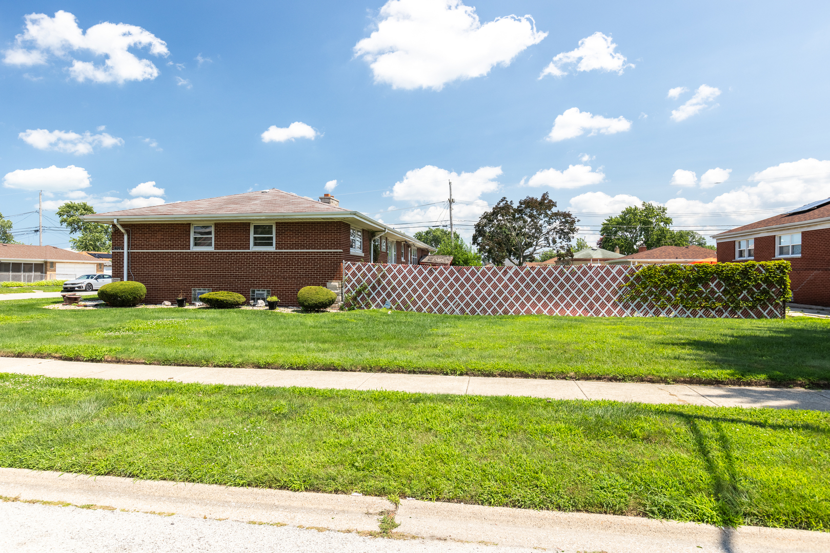 28th image of 427 Luella Ave, Calumet City, IL 60409 | MLS# 12725869