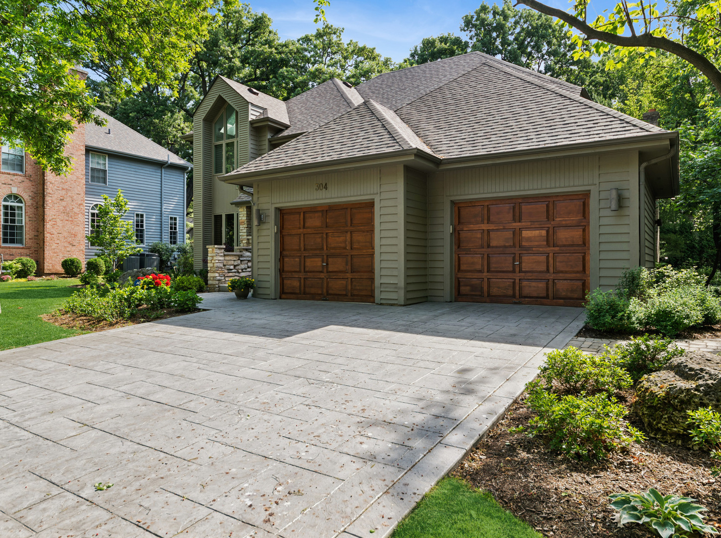 3rd image of 304 Apple River Dr, Naperville, IL 60565 | MLS# 12725931