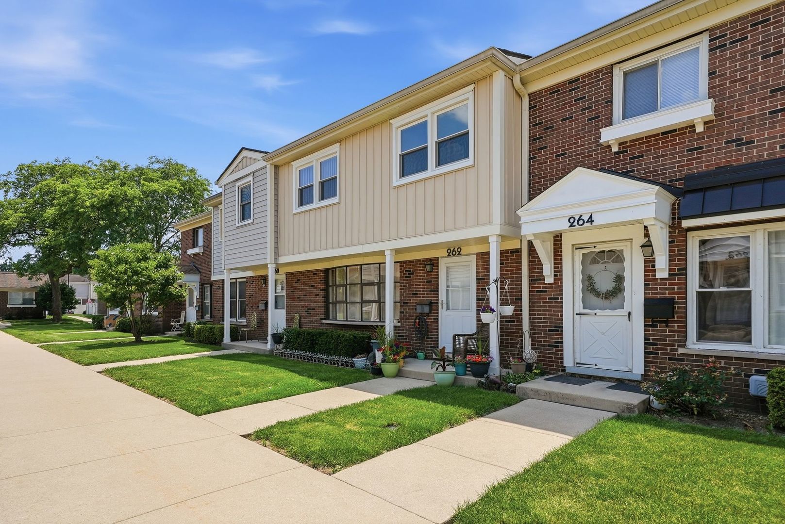 3rd image of 262 Bay St, Wood Dale, IL 60191 | MLS# 12725950