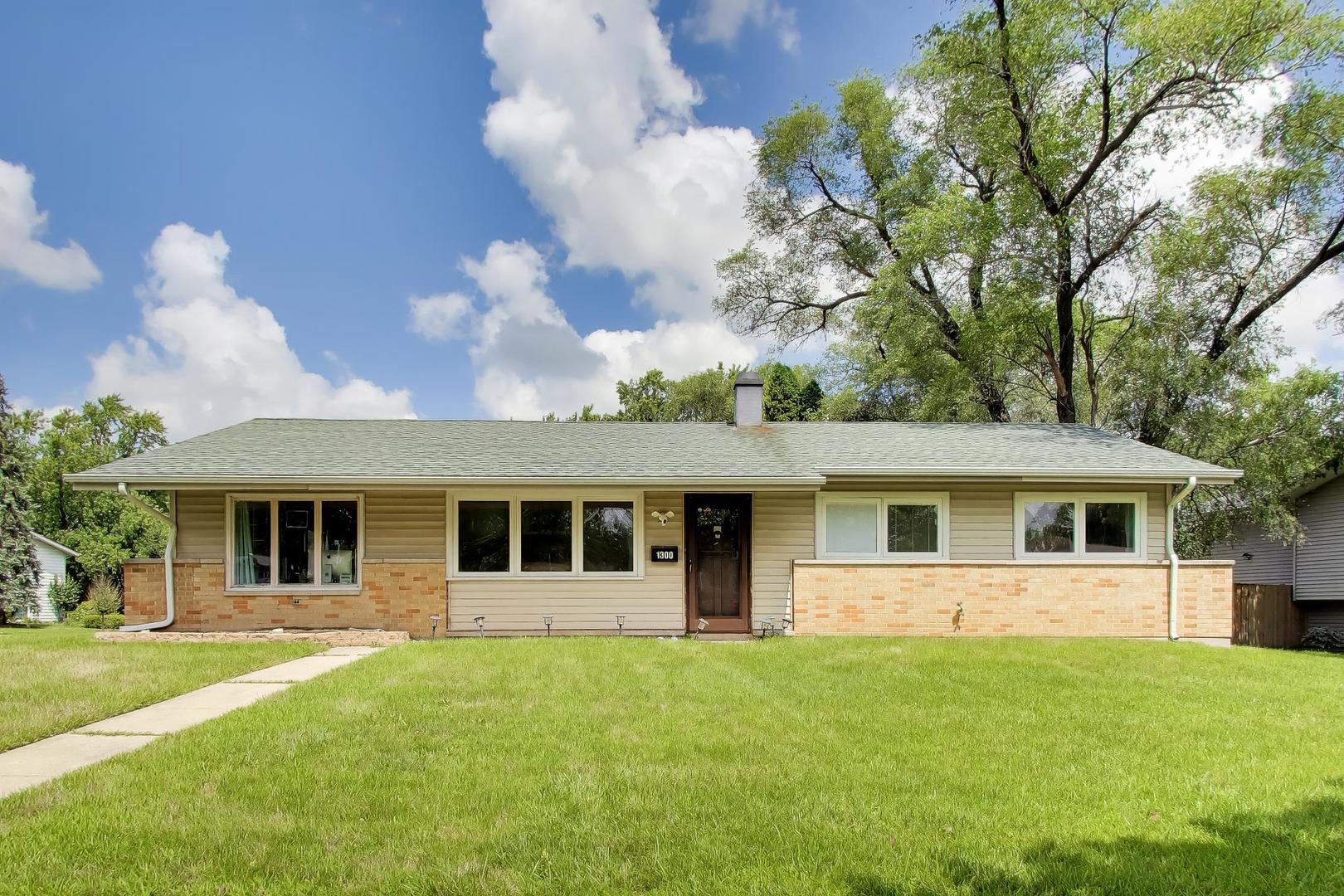 1st image of 1300 Jefferson Rd, Hoffman Estates, IL 60169 | MLS# 12726078