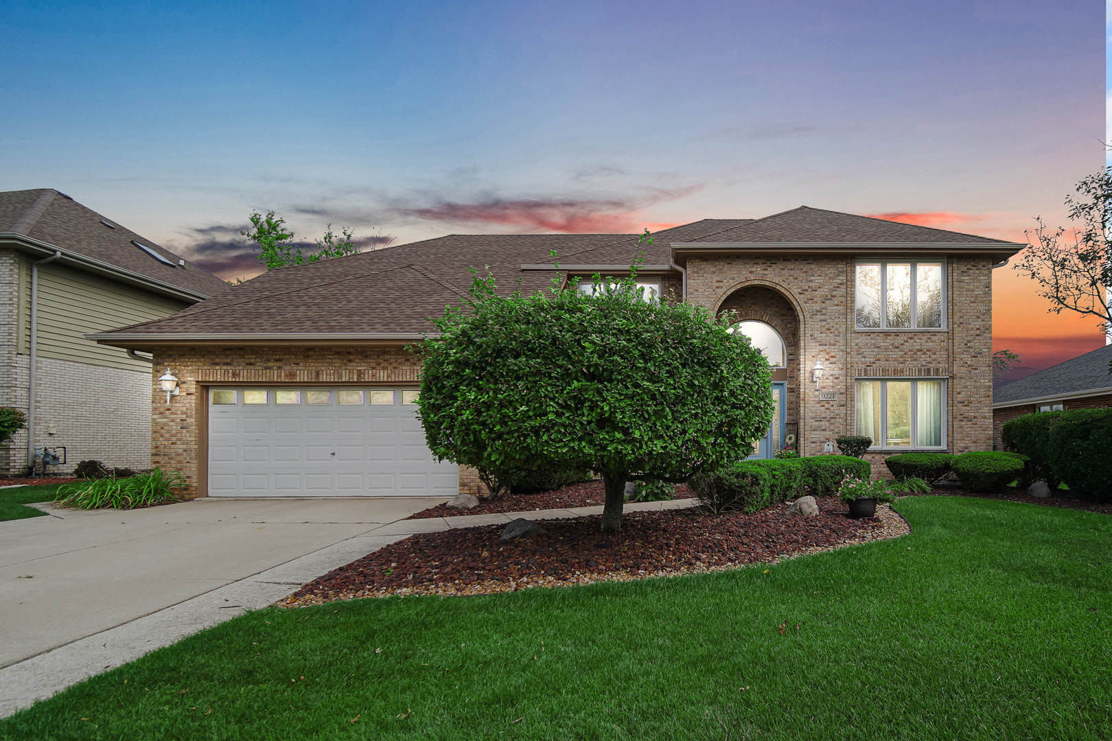 2nd image of 9224 Greenwood Dr, Tinley Park, IL 60487 | MLS# 12726160