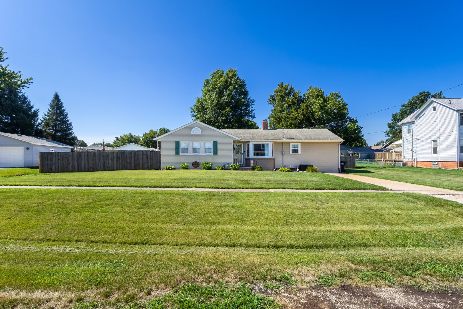 3rd image of 307 E Main St, Atkinson, IL 61235 | MLS# 12726231