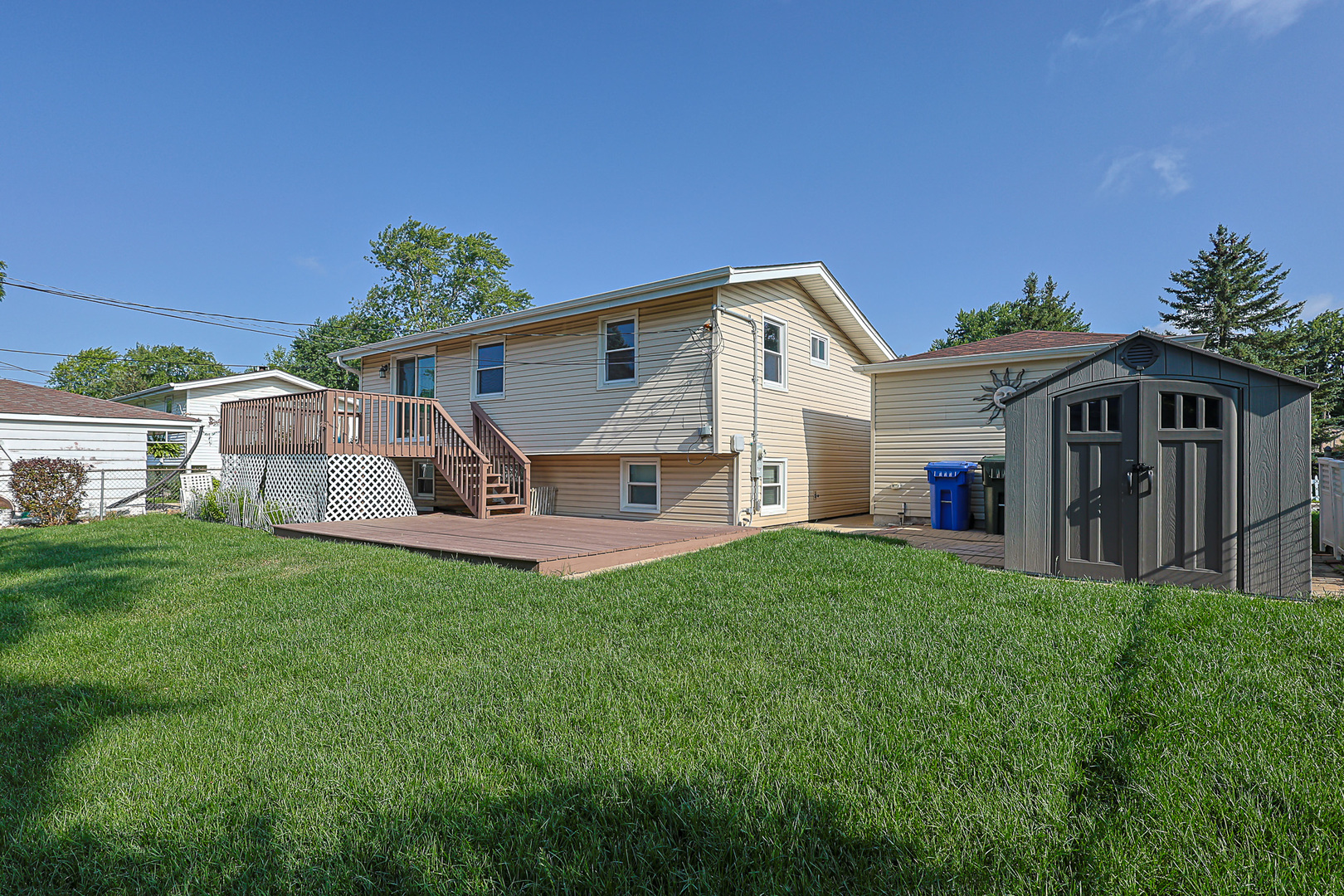 5th image of 113 Siesta Rd, Carpentersville, IL 60110 | MLS# 12726250
