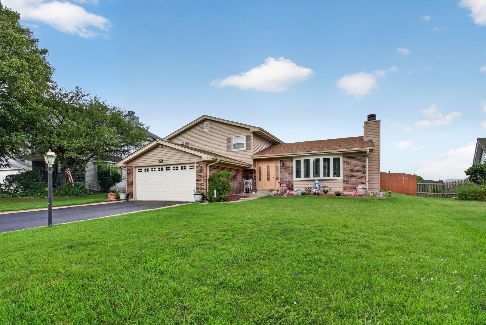 1st image of 196 Sunshine Dr, Bolingbrook, IL 60490 | MLS# 12726362