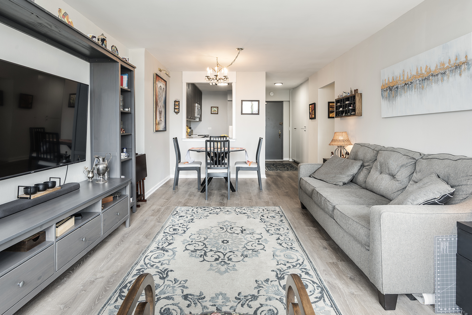5th image of 5415 N Sheridan Rd, Chicago, IL 60640