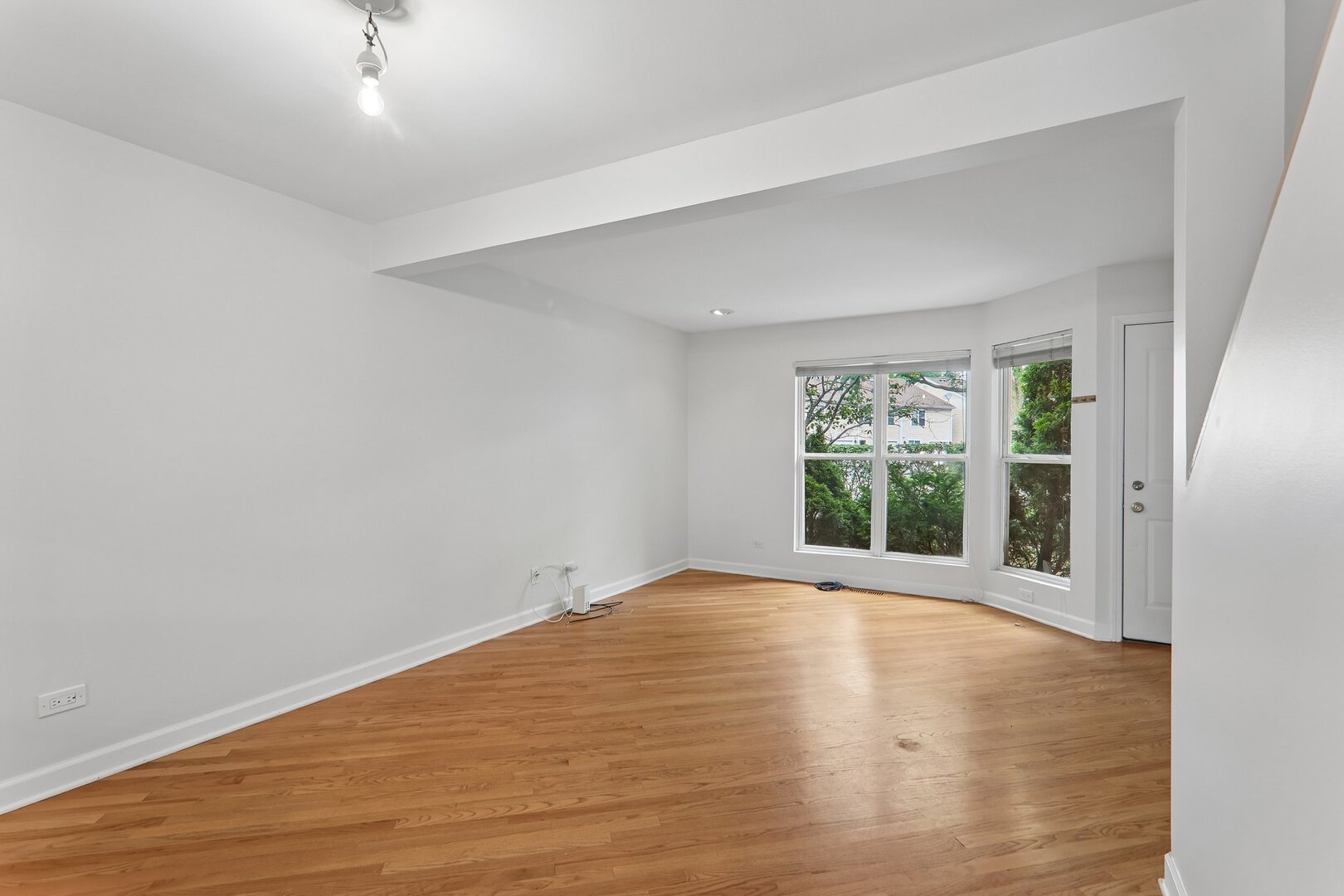 3rd image of 3365 Church St, Evanston, IL 60203 | MLS# 12726477