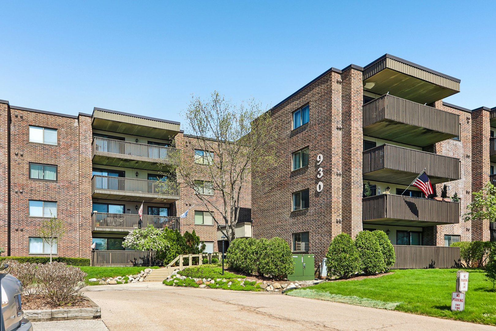1st image of 930 Taylor Dr #104, Gurnee, IL 60031 | MLS# 12726505