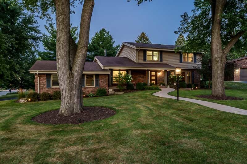2nd image of 2823 Woodhill Dr, Rockford, IL 61114 | MLS# 12726511