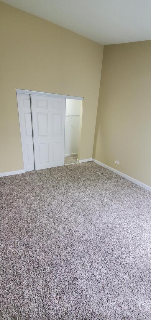 image of 2436 W Salem Ct, Woodridge, IL 60517