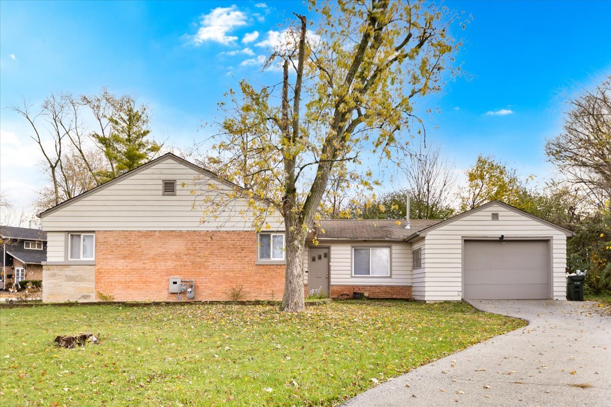3rd image of 321 Onarga St, Park Forest, IL 60466 | MLS# 12726598