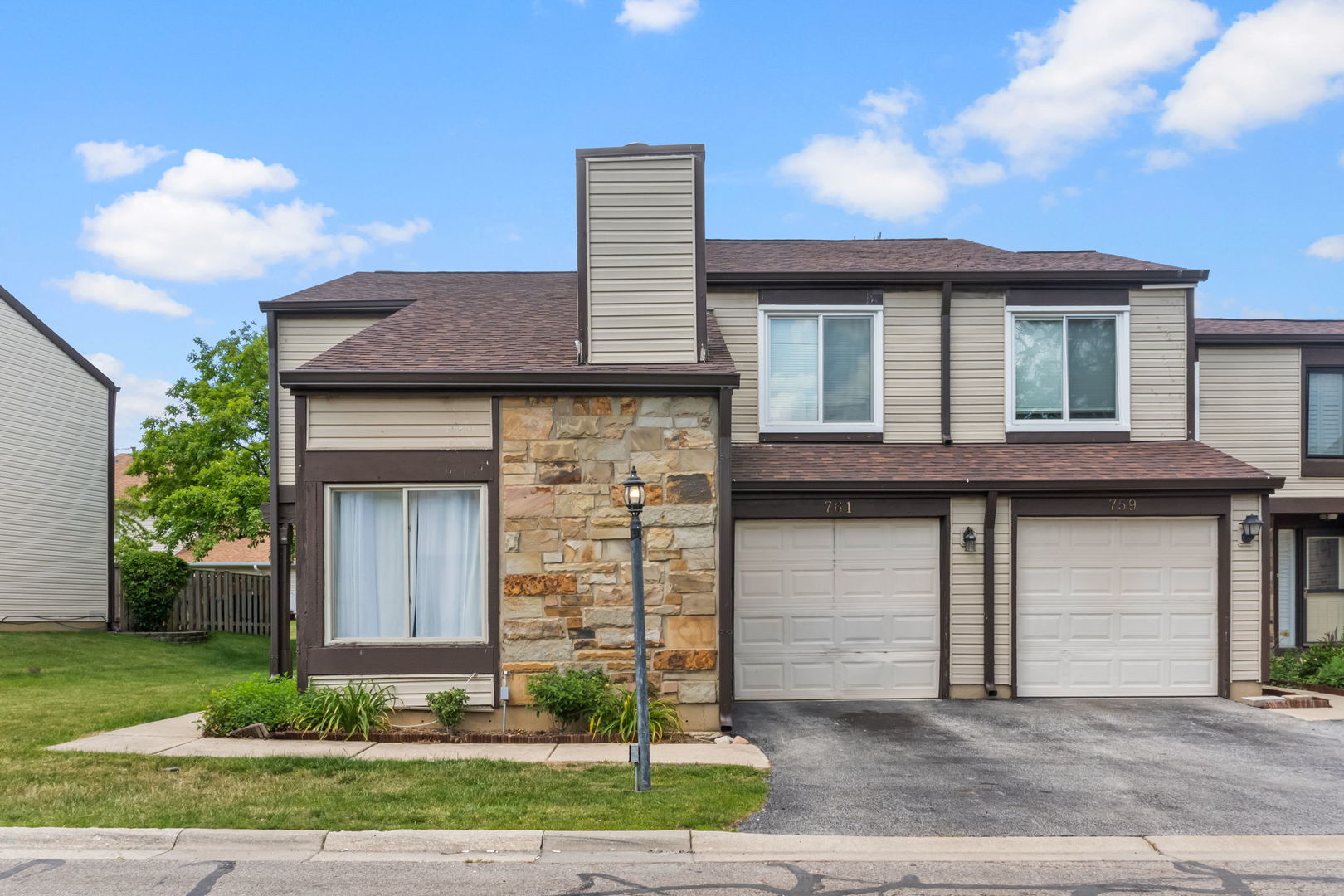 3rd image of 761 Colorado Ct, Carol Stream, IL 60188 | MLS# 12726657