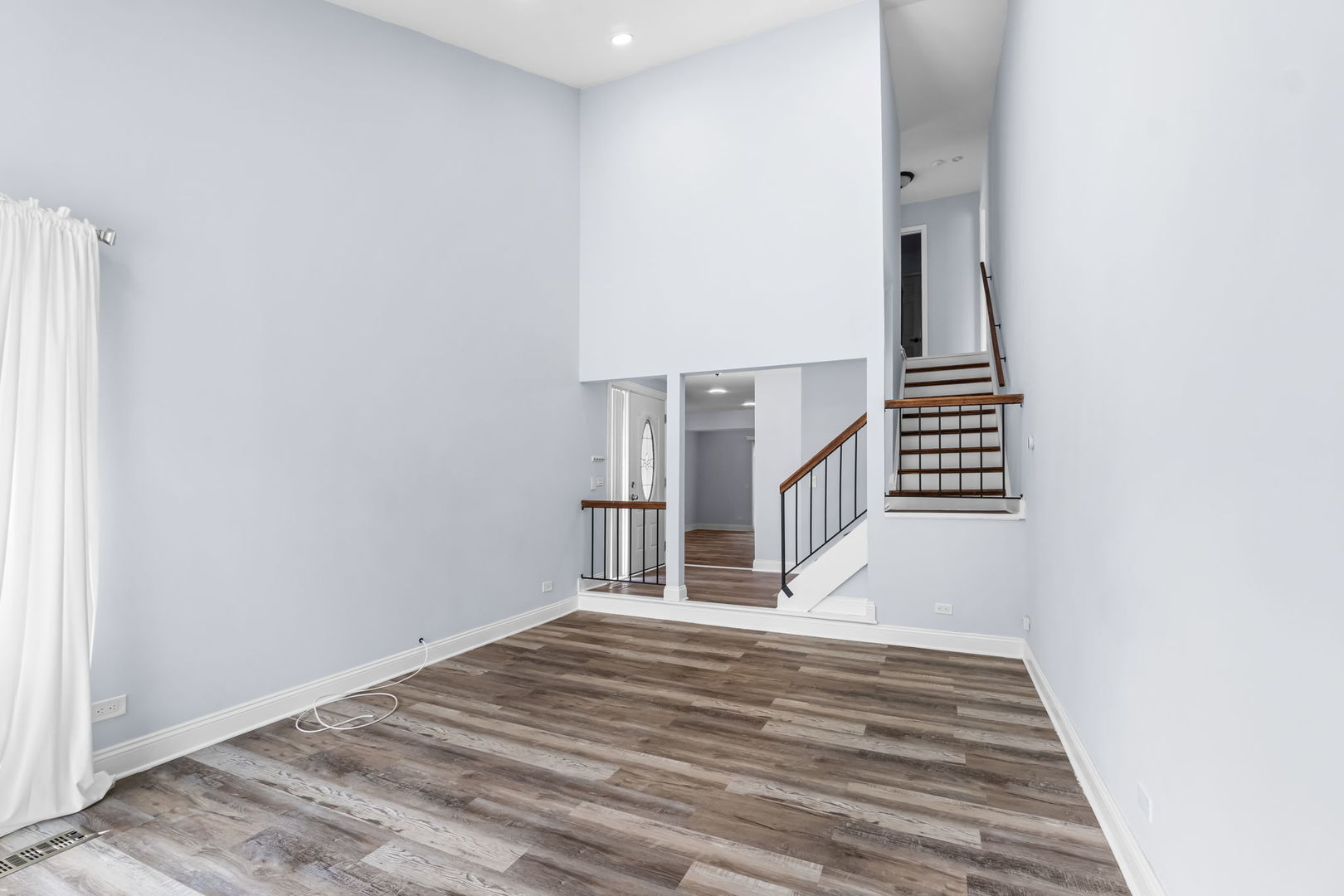 4th image of 761 Colorado Ct, Carol Stream, IL 60188 | MLS# 12726657