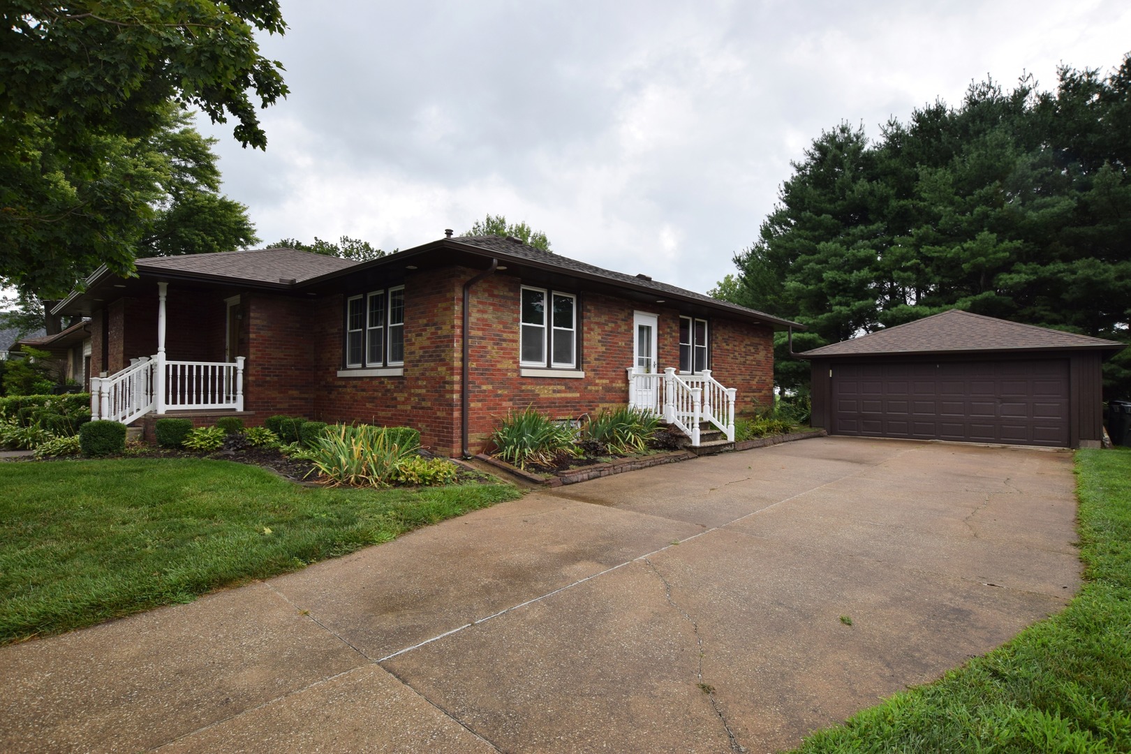 2nd image of 634 N Meadow St, Geneseo, IL 61254 | MLS# 12726736