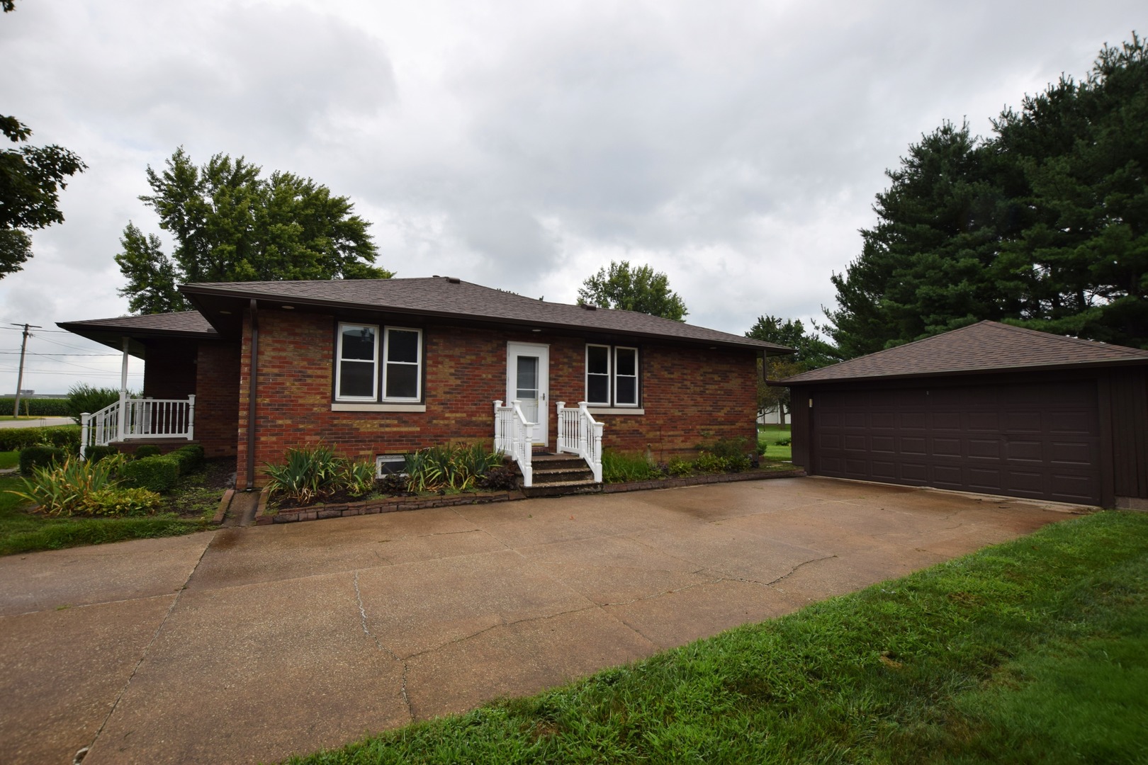 3rd image of 634 N Meadow St, Geneseo, IL 61254 | MLS# 12726736