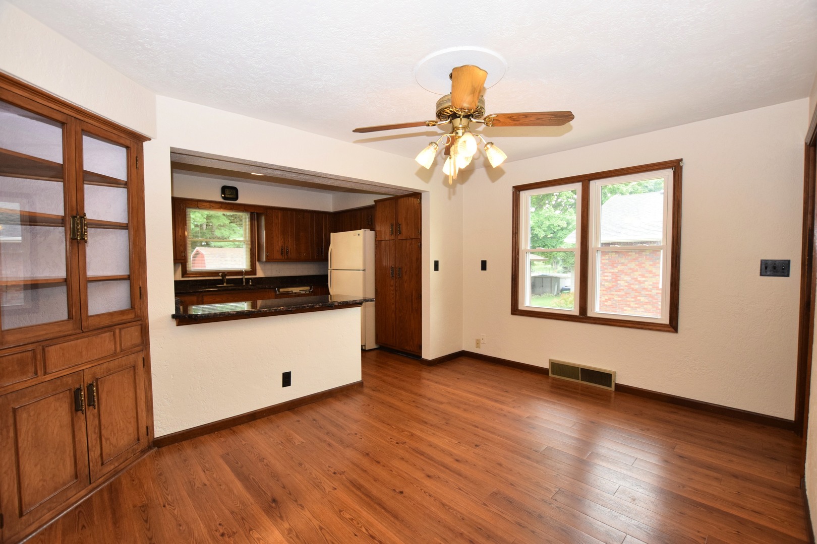 5th image of 634 N Meadow St, Geneseo, IL 61254 | MLS# 12726736