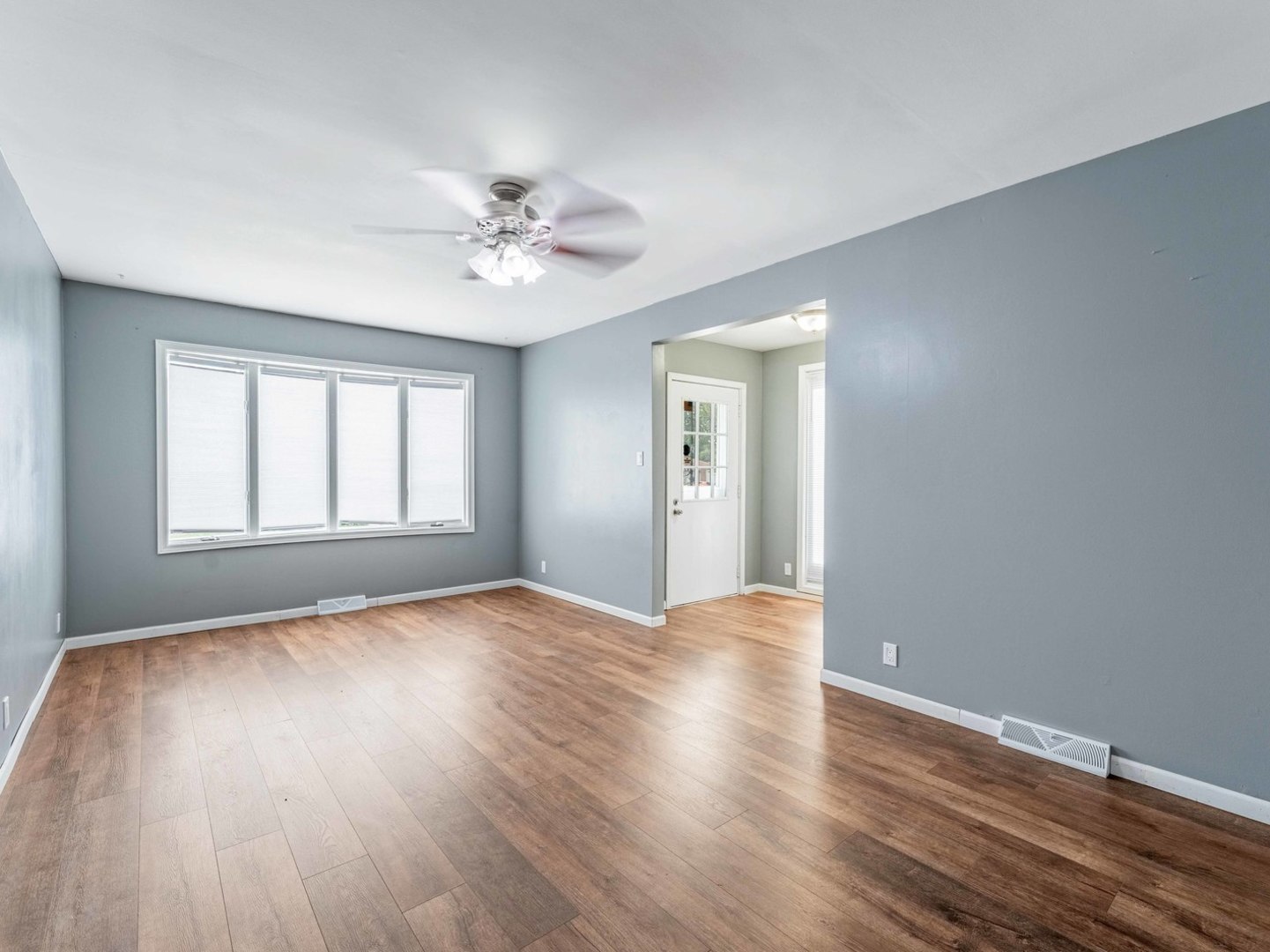 3rd image of 3445 Adams St, Lansing, IL 60438 | MLS# 12726763