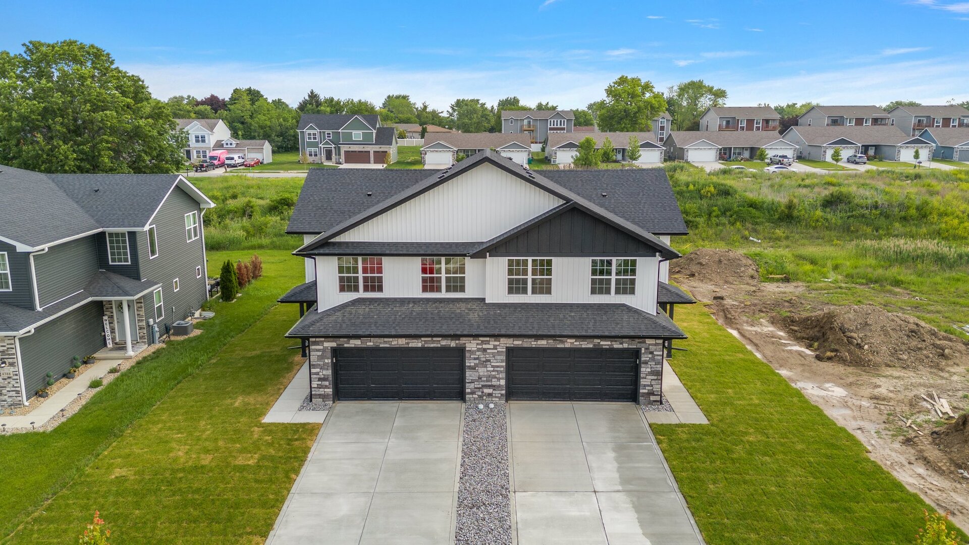 1st image of 4289 W 77th Ave, Merrillville, IN 46410 | MLS# 12726771