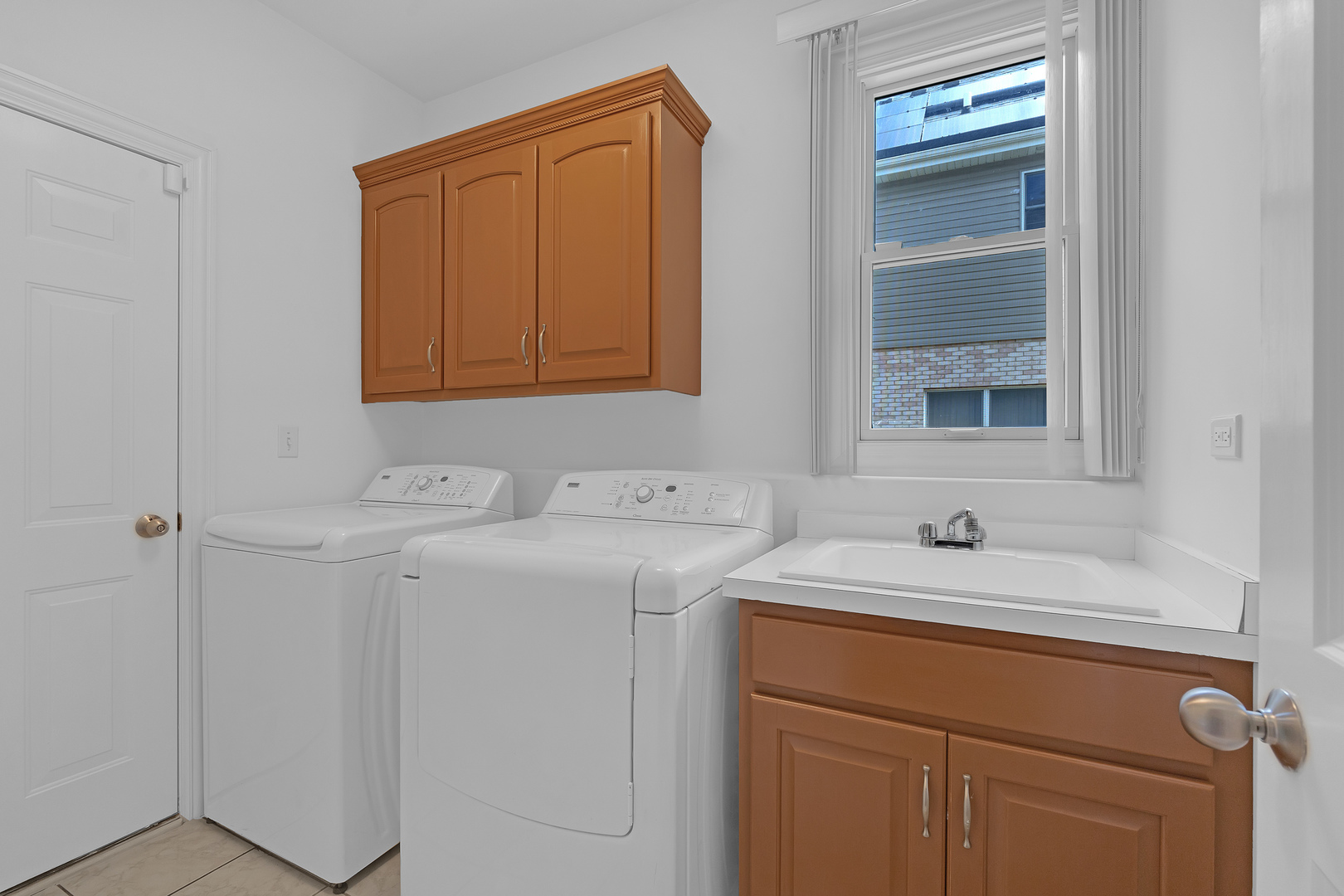 5th image of 427 W Natoma Ave, Addison, IL 60101 | MLS# 12726835