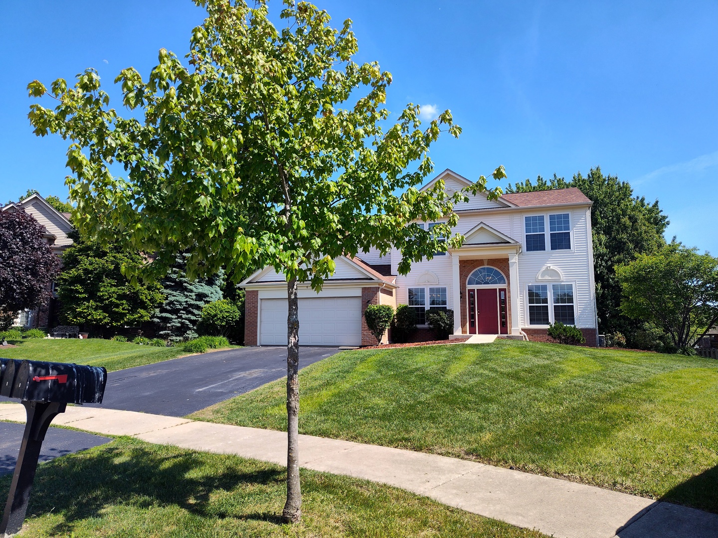 1st image of 6 Forsythia Ct, Bolingbrook, IL 60490 | MLS# 12726931