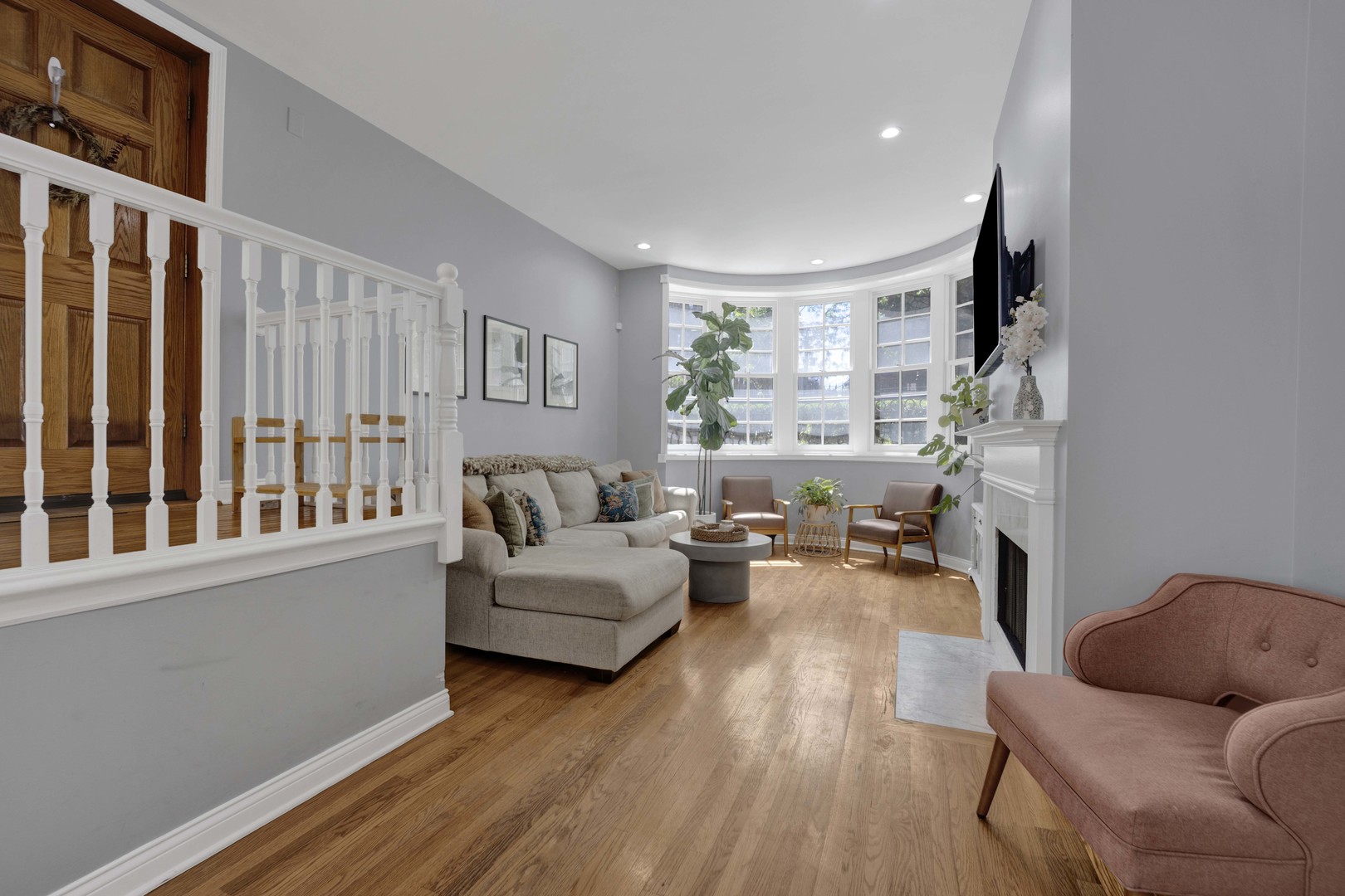 3rd image of 626 W Wrightwood Ave #1E, Chicago, IL 60614 | MLS# 12727098