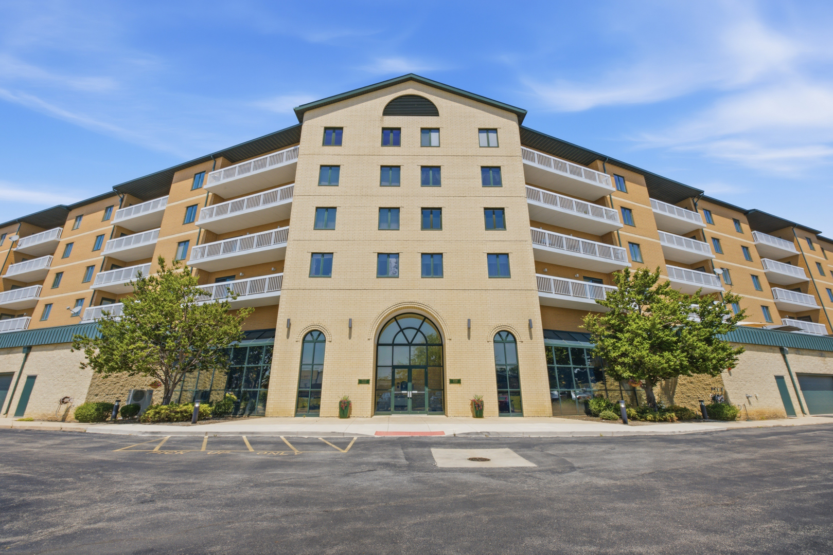 image of 1500 S Ardmore Ave #611, Villa Park, IL 60181 | MLS# 12727115