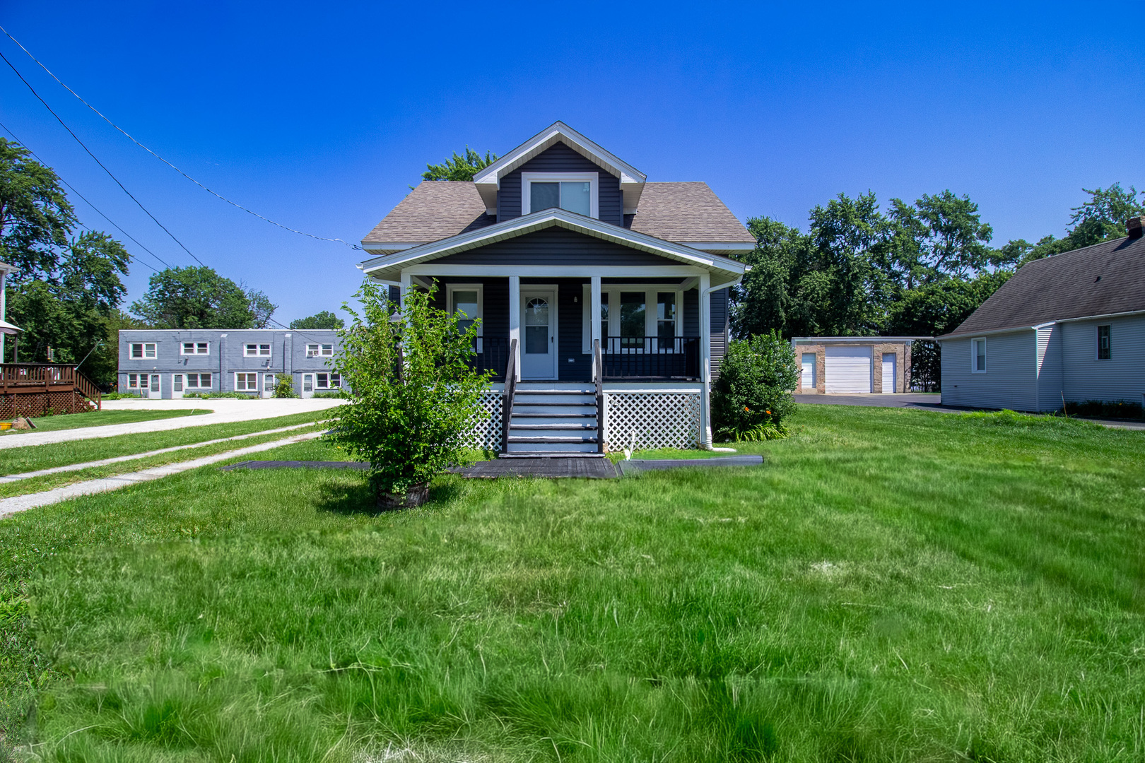 1st image of 19109 Wentworth Ave, Lansing, IL 60438 | MLS# 12727120