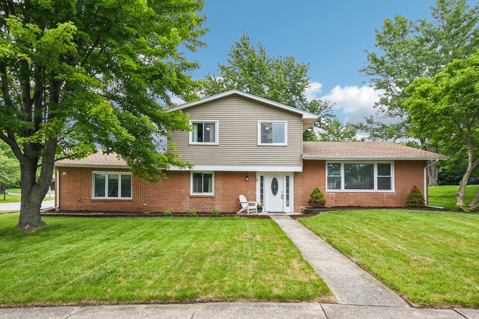 1st image of 7 Derbyshire Ct, Bolingbrook, IL 60440 | MLS# 12727328
