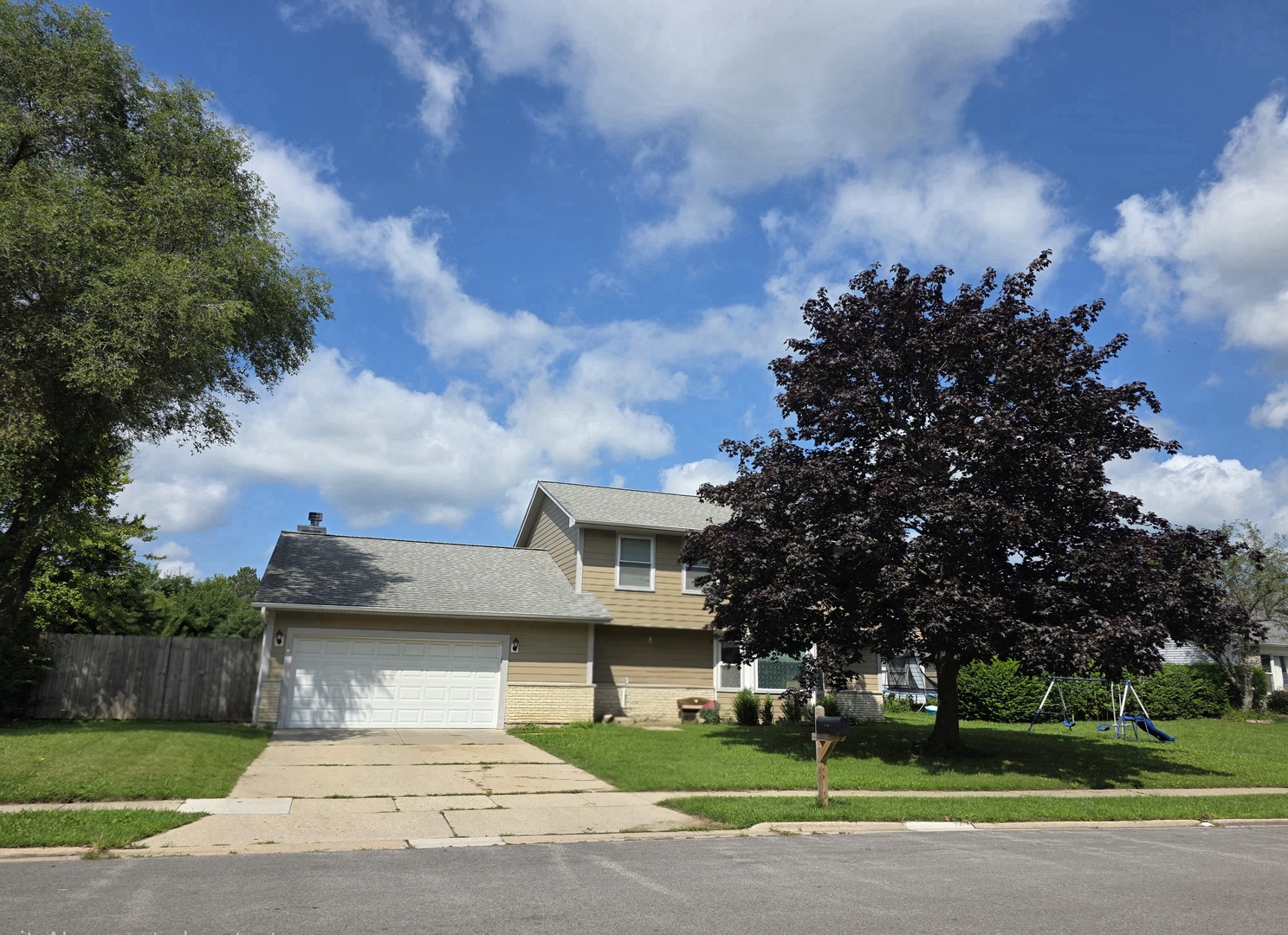 1st image of 430 Gillings Dr, Gurnee, IL 60031 | MLS# 12727393