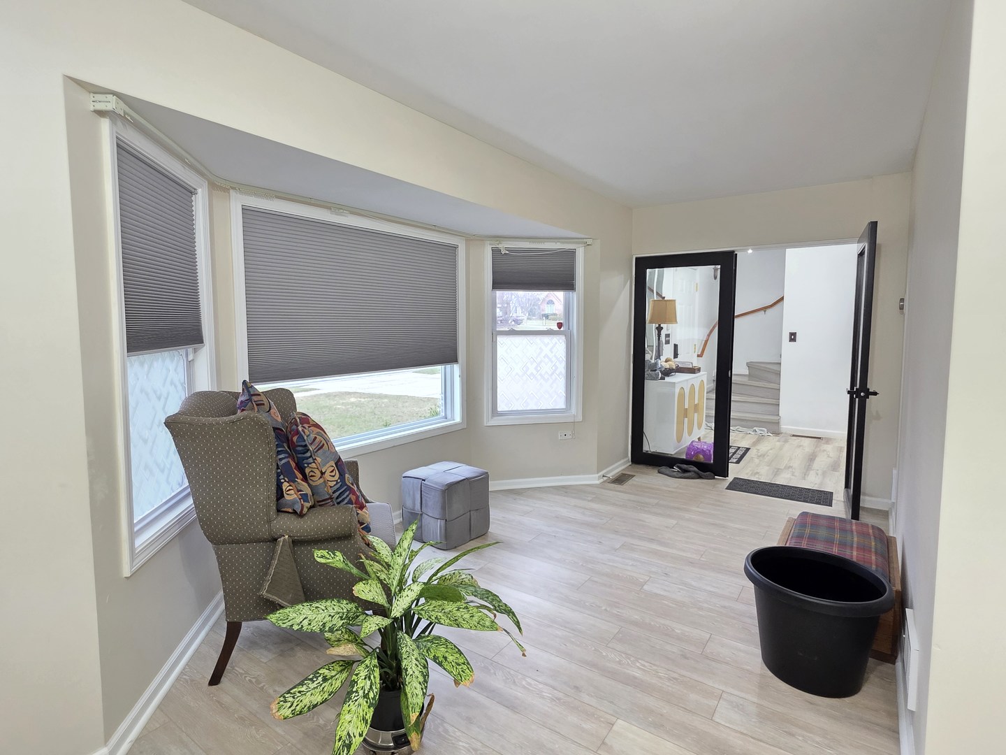4th image of 430 Gillings Dr, Gurnee, IL 60031 | MLS# 12727393