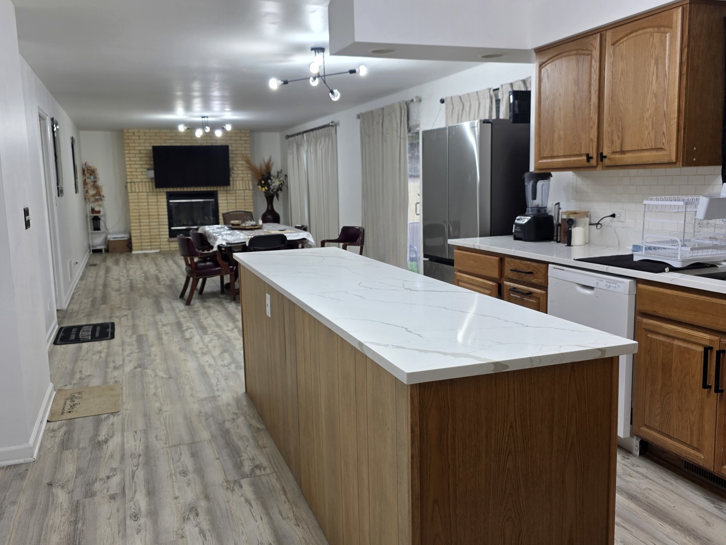 5th image of 430 Gillings Dr, Gurnee, IL 60031 | MLS# 12727393