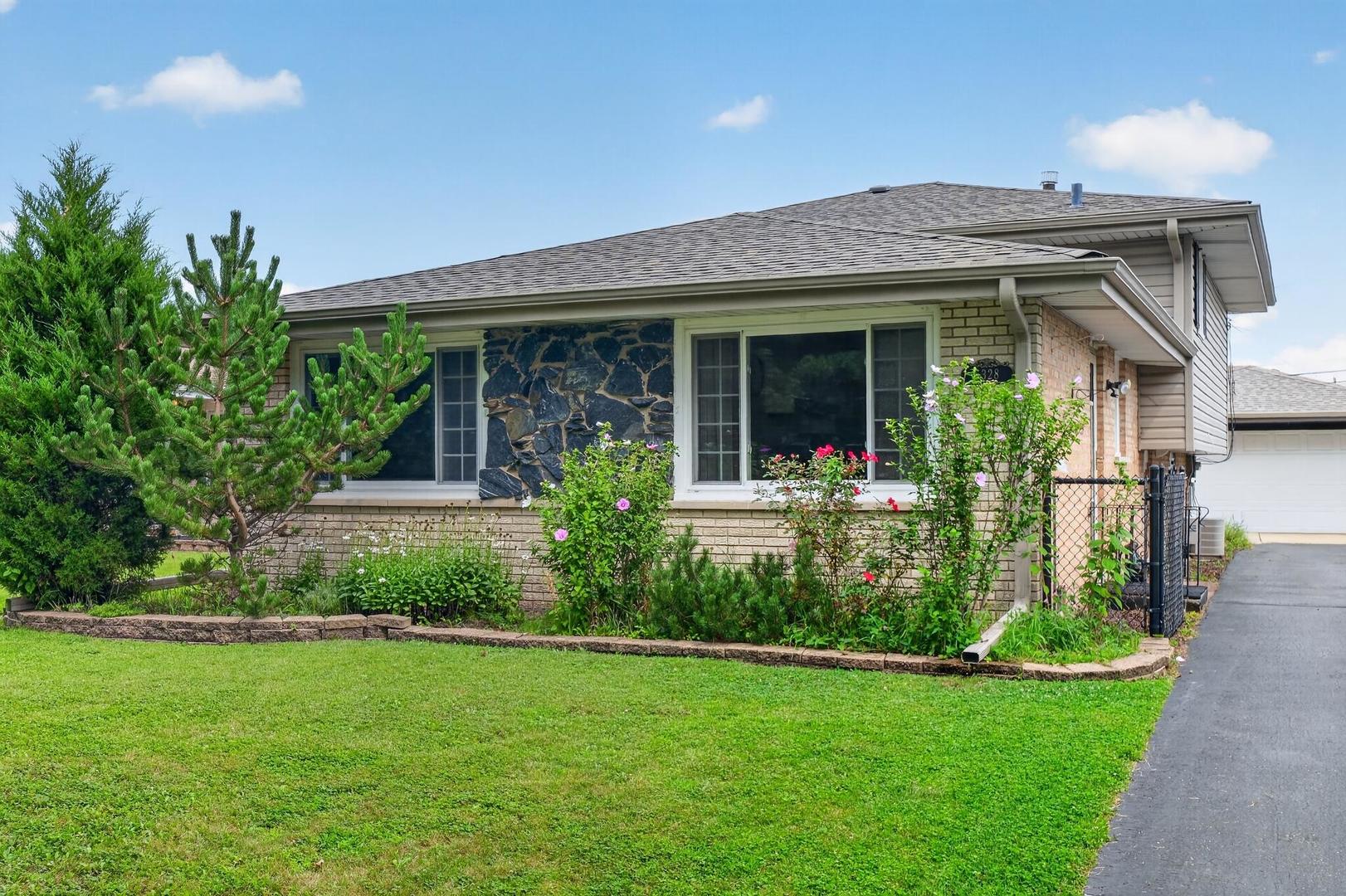 1st image of 5328 W 138th Pl, Crestwood, IL 60418 | MLS# 12727459