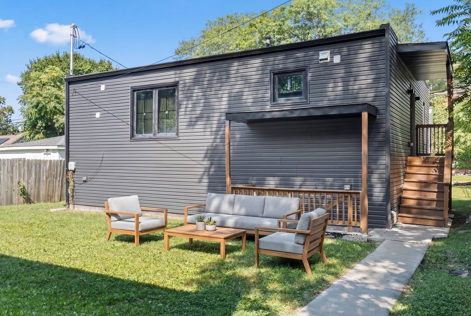 3rd image of 2307 Lake St, Evanston, IL 60201 | MLS# 12727520