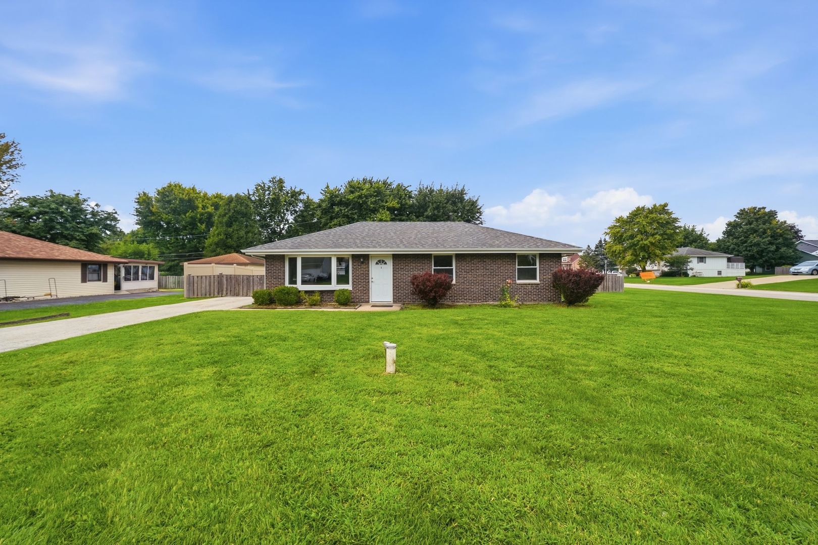 2nd image of 16306 S Ellna Ct, Plainfield, IL 60586 | MLS# 12727581