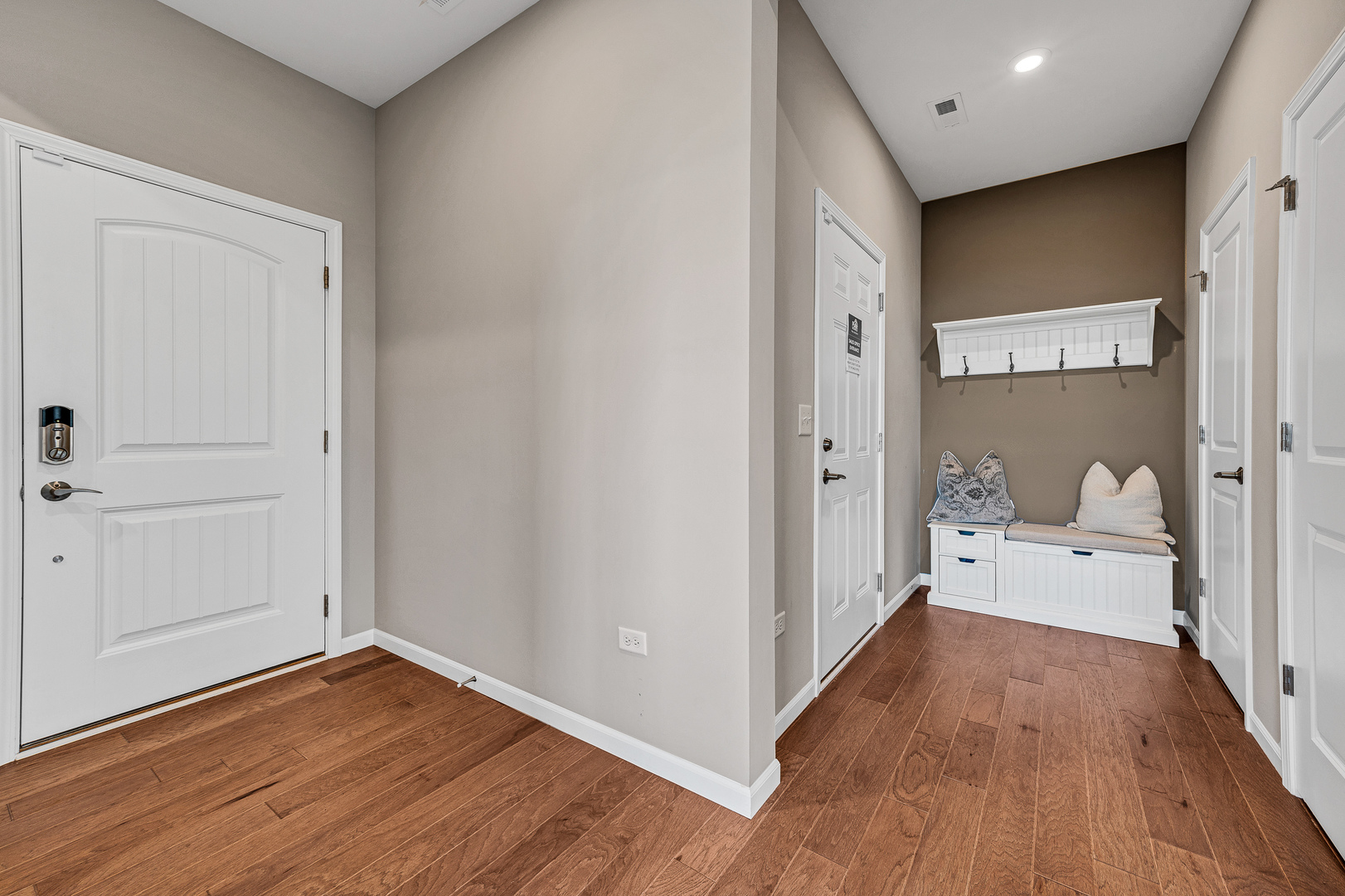 2nd image of 12440 Portrush Ln, Lemont, IL 60439 | MLS# 12727716