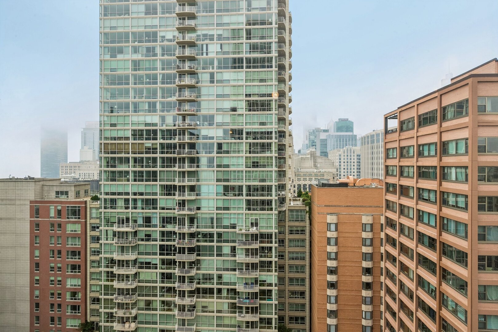 3rd image of 260 E Chestnut St #2505, Chicago, IL 60611 | MLS# 12727721